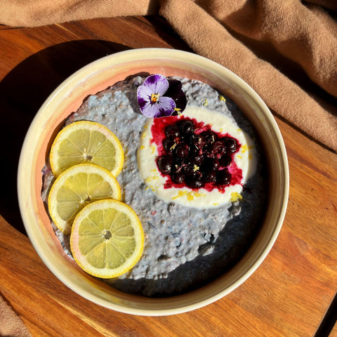 Blueberry-lemon overnight oats!