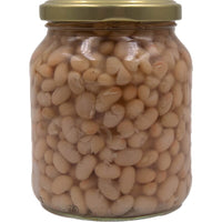 White beans in pot organic